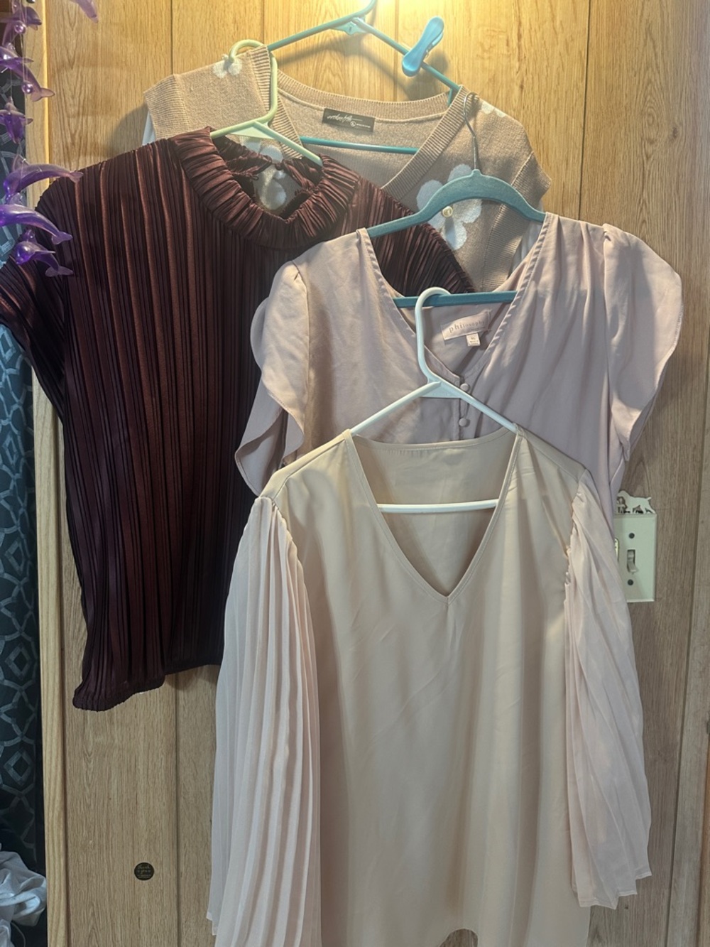 Pleated Long Sleeve V-Neck Blouse in Light Pink - Unbranded